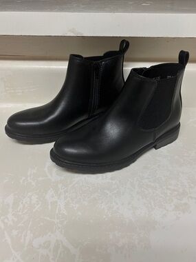 Minimalist Black Leather Ankle Boots